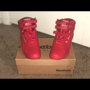 Reebox Women’s Classic Size 8.5
